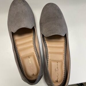 Me too Sutton tan flats